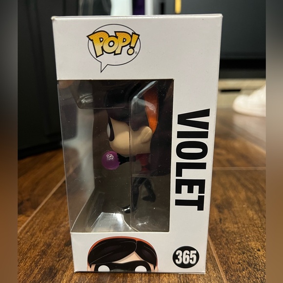 Funko Pop! Disney: Incredibles 2 - Violet Collectible Figure - Picture 3 of 6